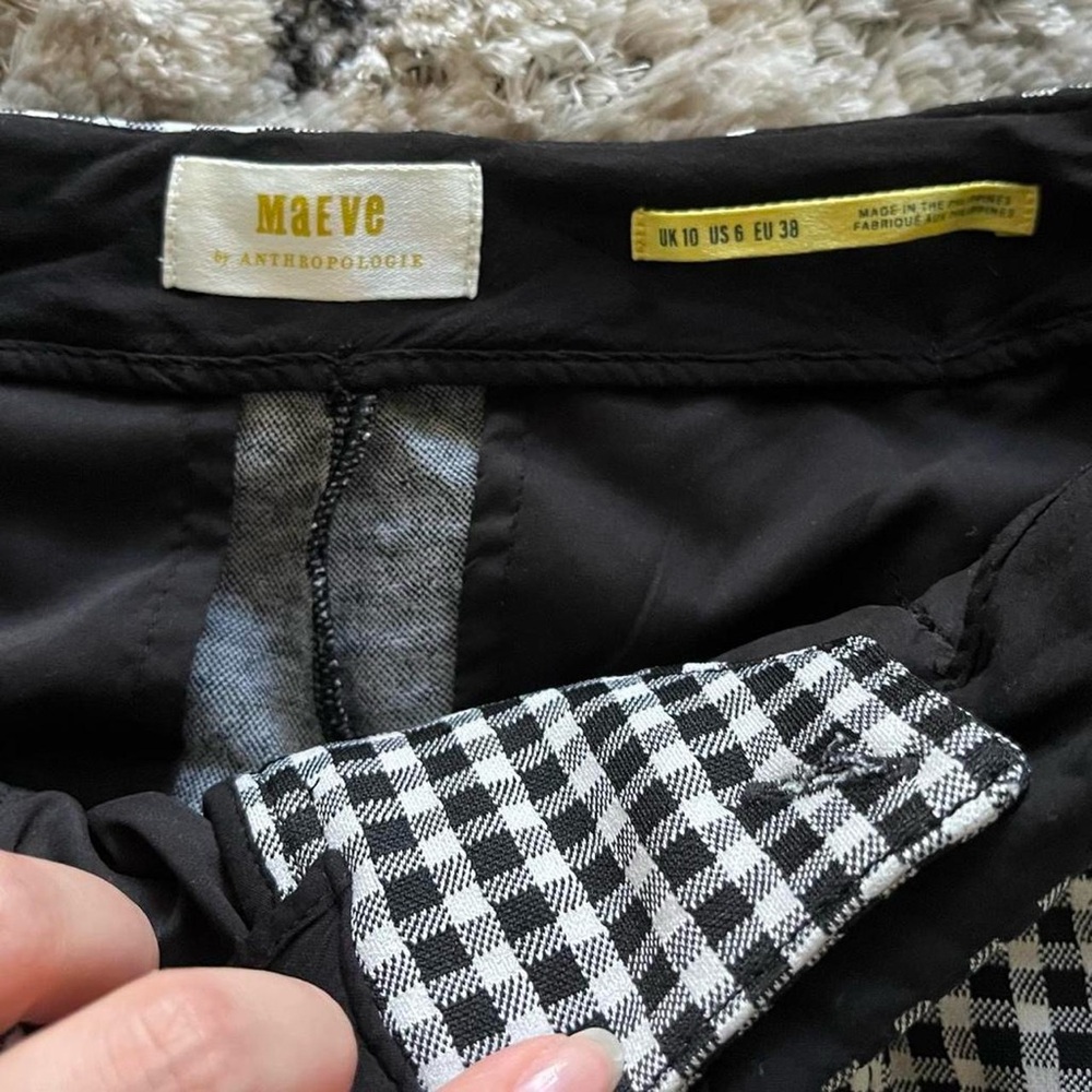 Maeve Anthropologie Black and White Gingham Stretch Capris - Picture 4 of 5